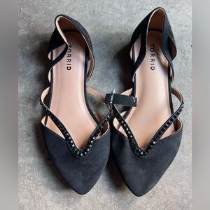 NEW Torrid black rhinestone pointed flat size‎ 7